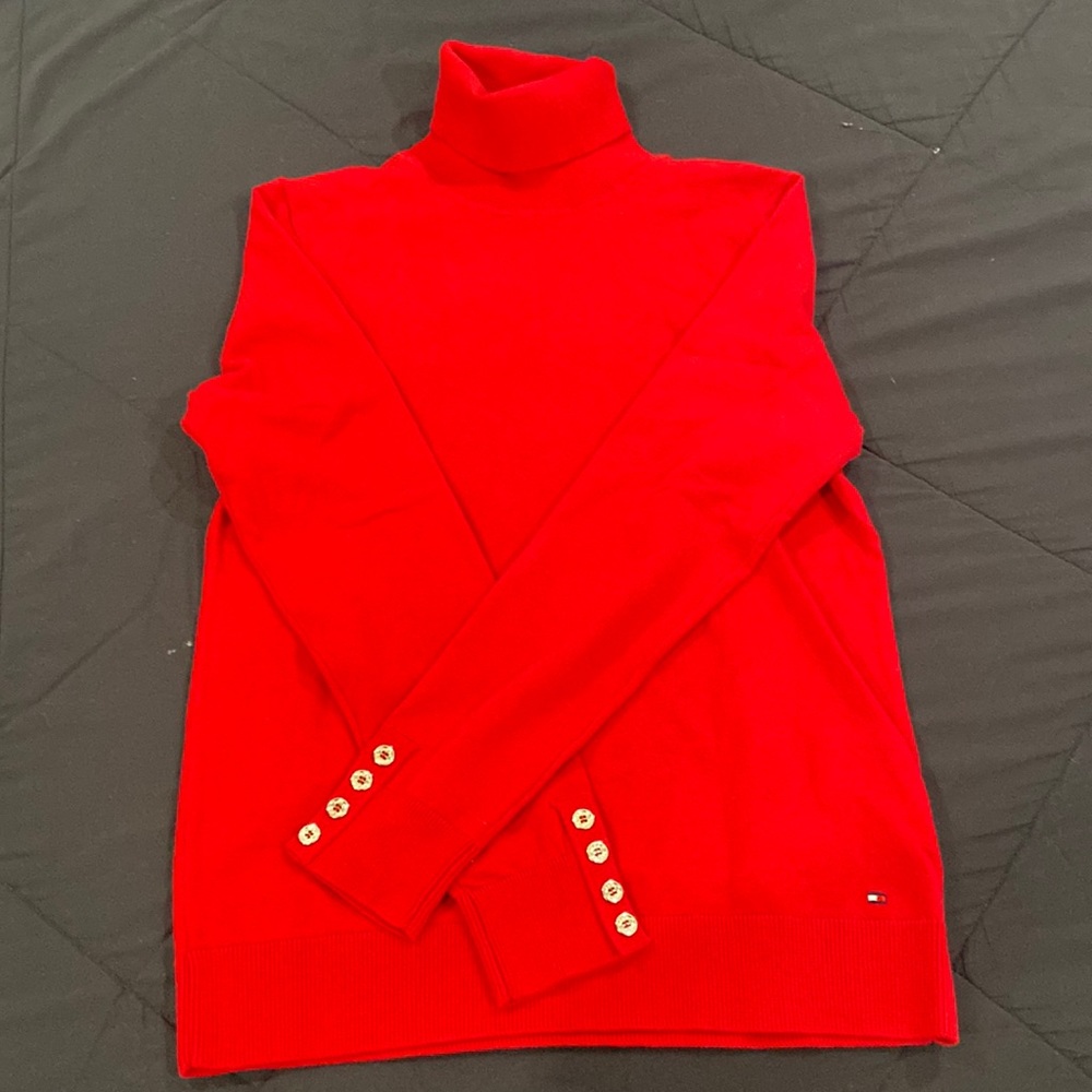 Beautiful new red turtleneck